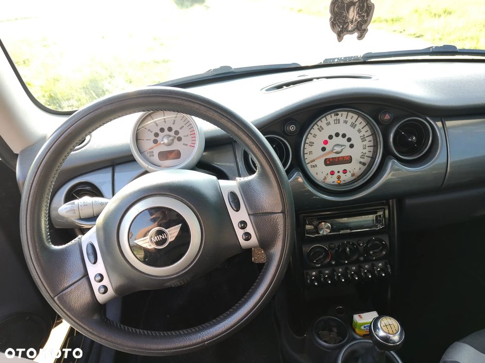 MINI Cooper S Standard - 12