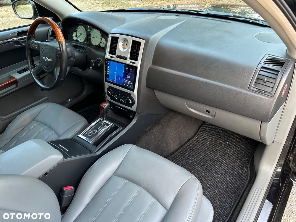 Chrysler 300C 5.7 Automatik - 21