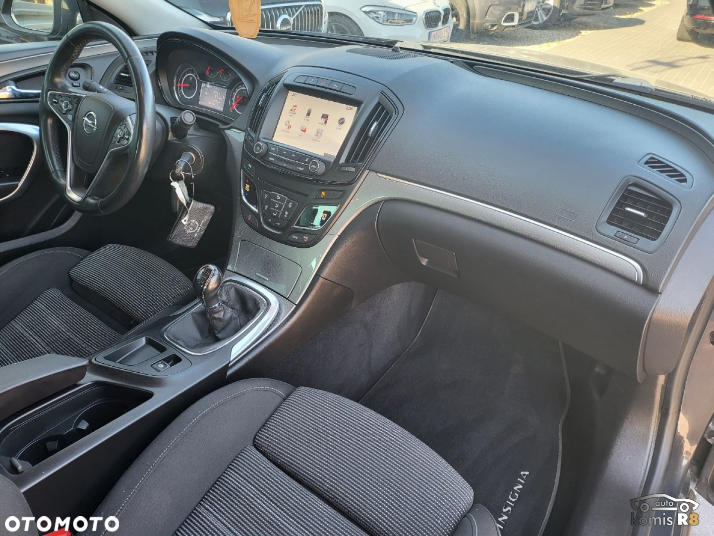 Opel Insignia - 18