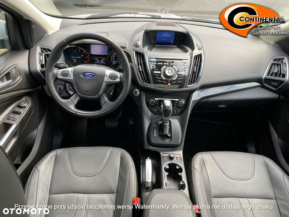 Ford Kuga - 11