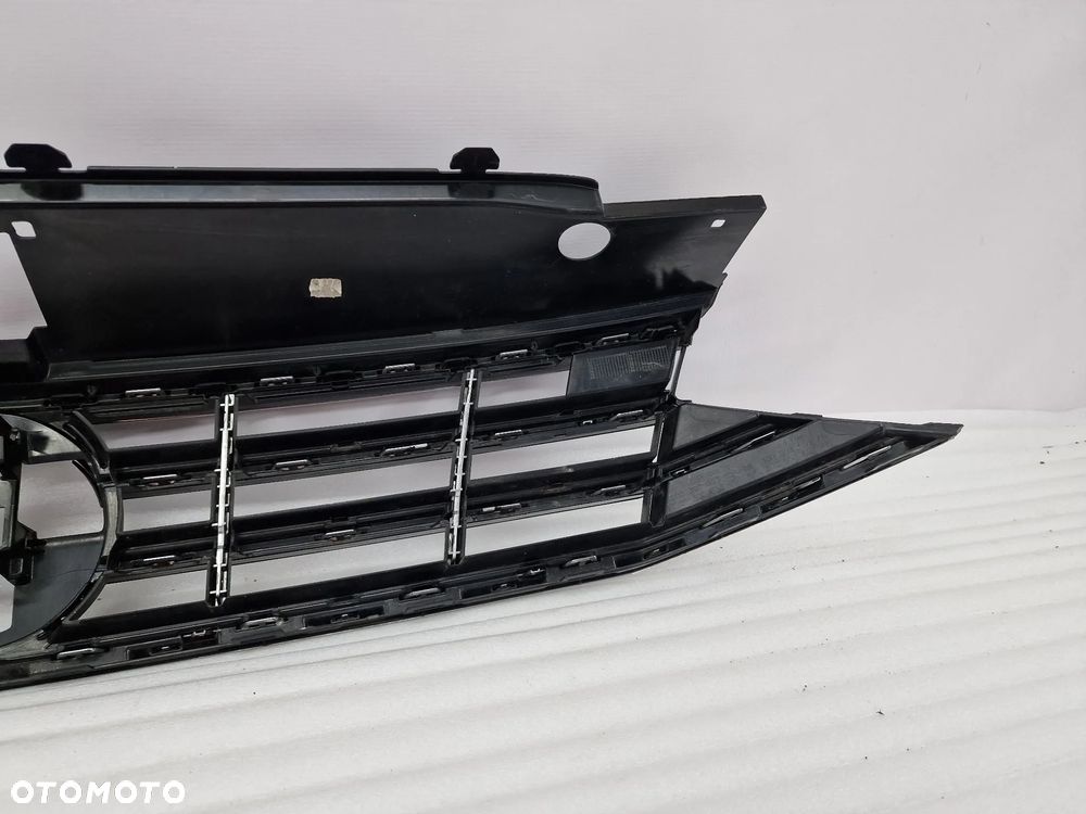 VW PASSAT B8 3G0 LIFT 18- R-LINE ATRAPA / GRILL PRZEDNI PRZÓD , NR 3G0853651AK / 3G0853651AM , NR AUKCJI GR42 - 21