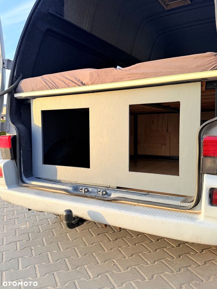 Volkswagen Transporter - 15