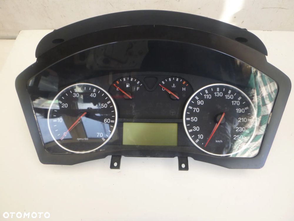 Fiat Croma II 1,9 JTD licznik 51735924 - 1