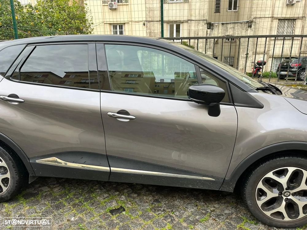 Renault Captur 0.9 TCE Exclusive - 3