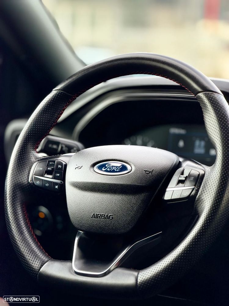 Ford Focus SW 1.0 EcoBoost ST-Line - 30