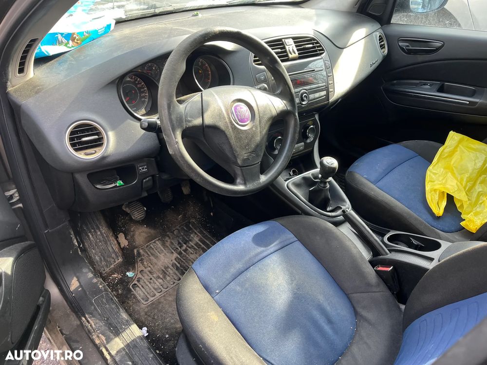 Dezmembrez Fiat  Bravo 2 bej auriu benzina 2007 - 3