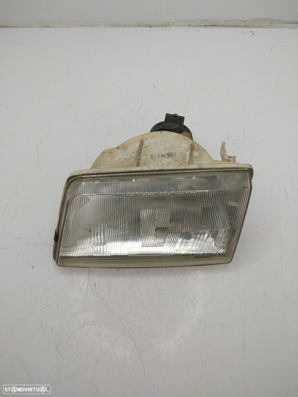 Farol/ Otica Dianteiro Esq Peugeot 205 Ii (20A/C) - 2