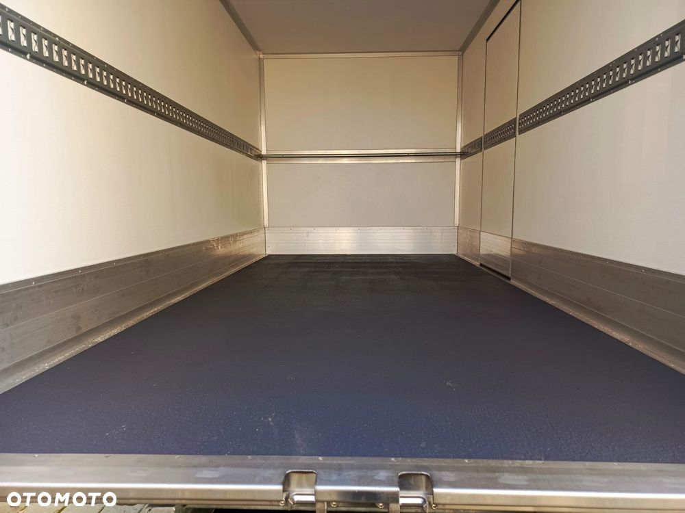 Iveco Daily / Pewny partner w biznesie ! - 16