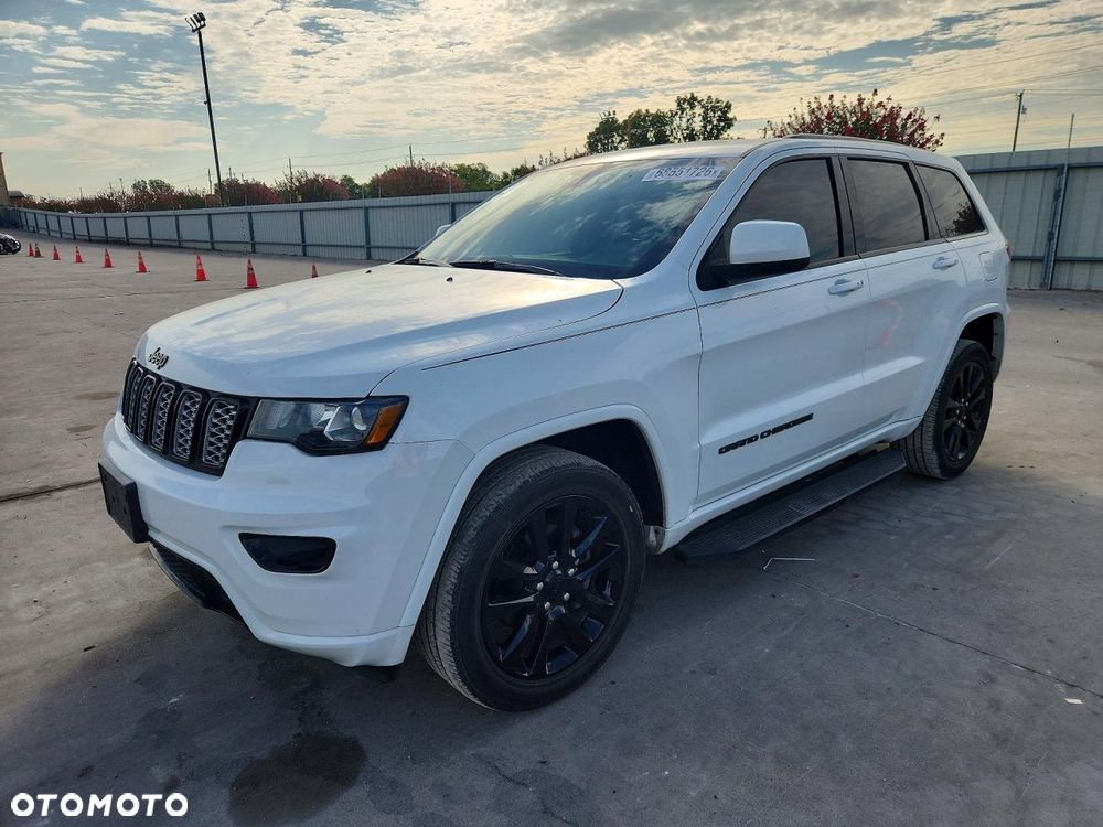 Jeep Grand Cherokee - 2