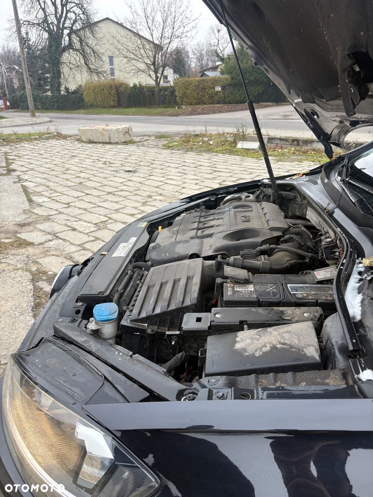 Volkswagen Golf 1.6 TDI BMT Comfortline - 22