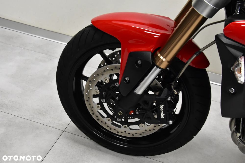 Triumph Speed Triple - 35