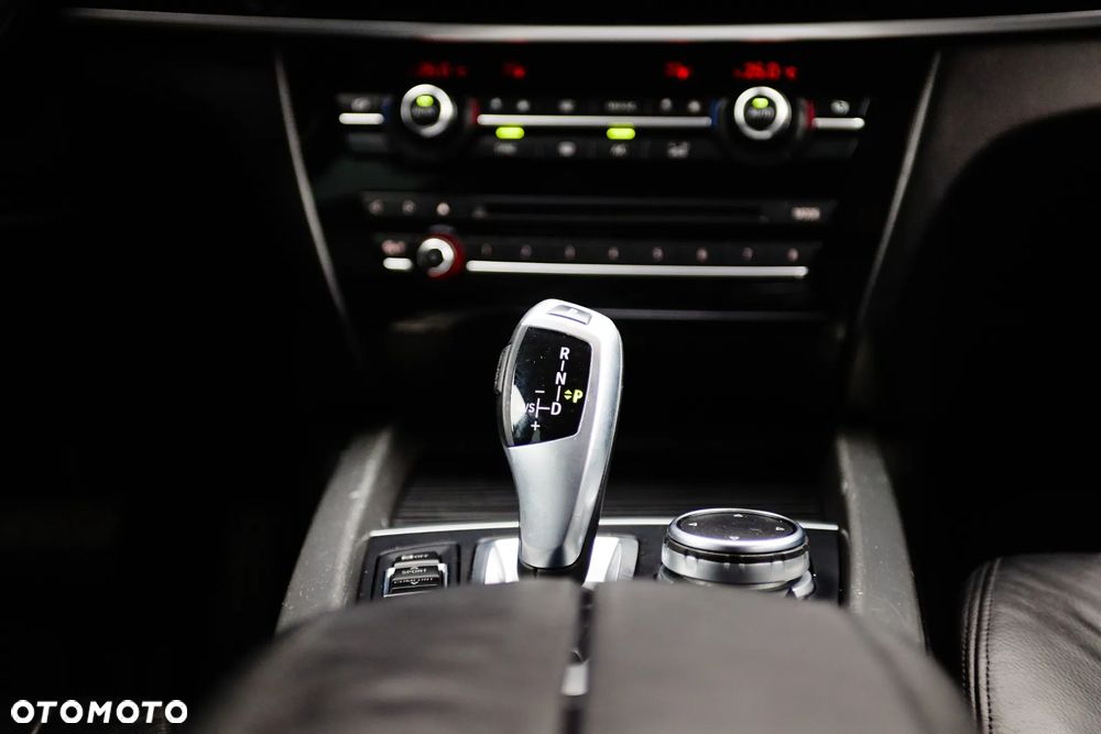 BMW X5 sDrive25d - 20