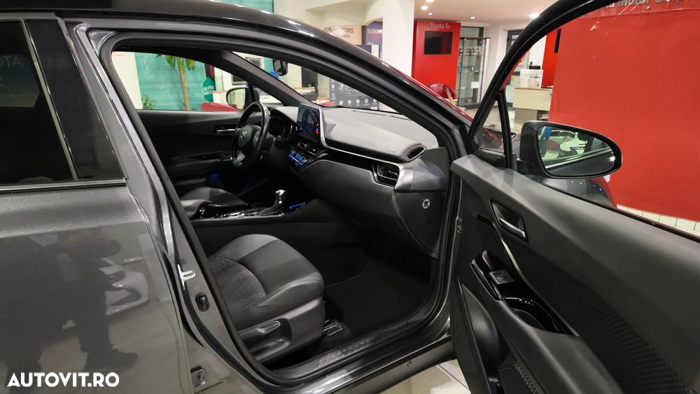 Toyota C-HR 1.8 HSD 122 CP 4x2 CVT C-lassy bi-tone - 12