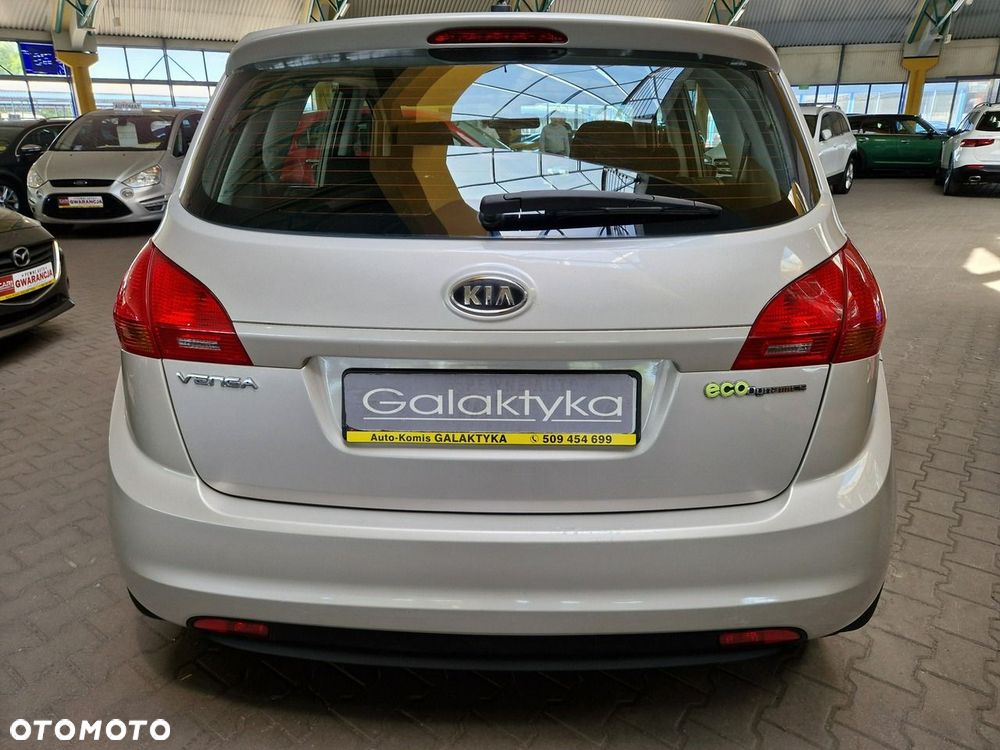 Kia Venga - 7