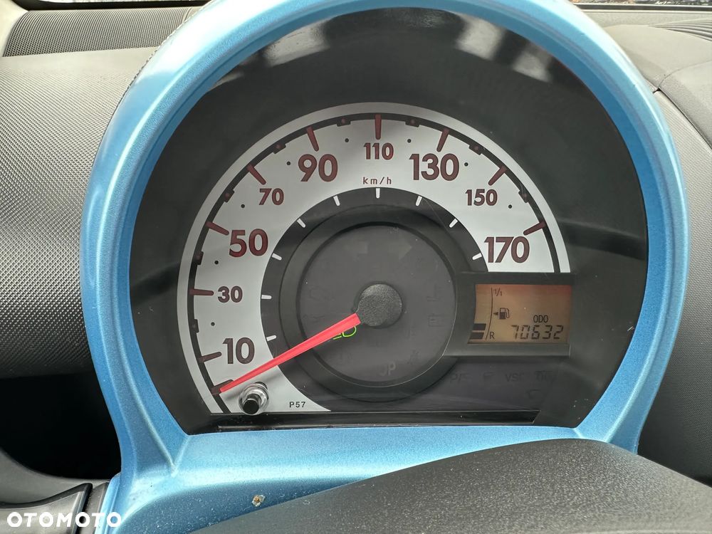 Peugeot 107 1.0 Trendy Euro5 - 15