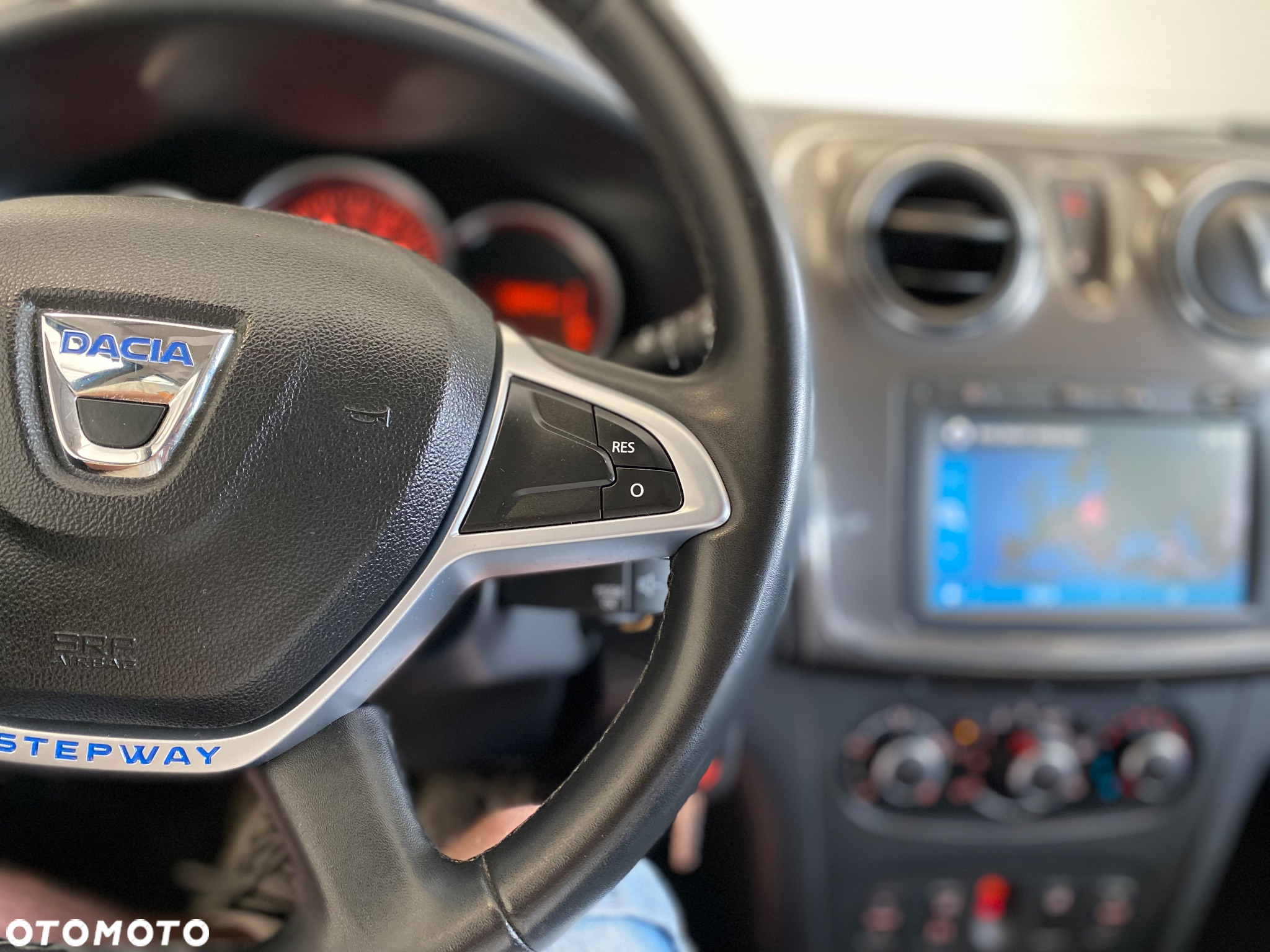 Dacia Sandero 0.9 TCe Laureate S&S - 22