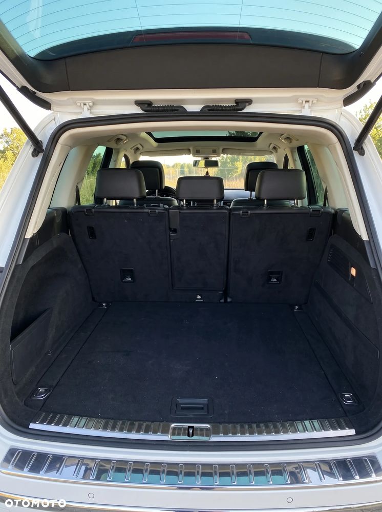 Volkswagen Touareg 2015 photo 5
