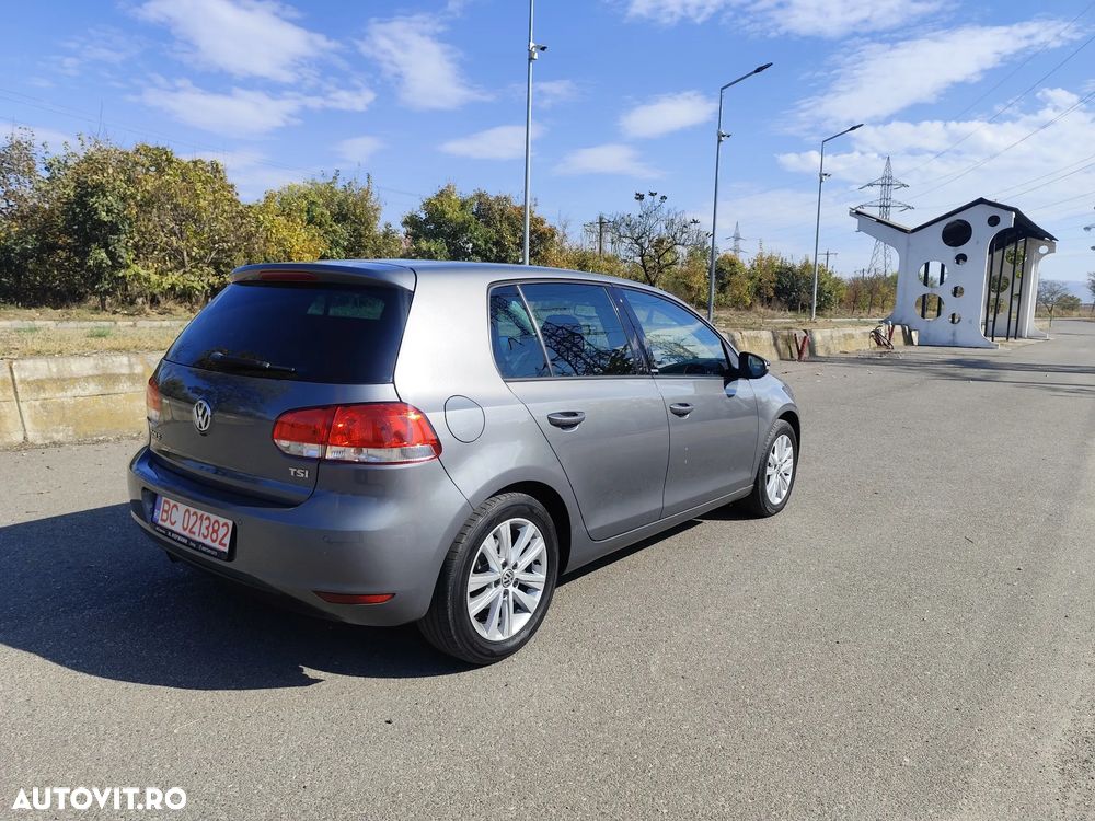 Volkswagen Golf - 4