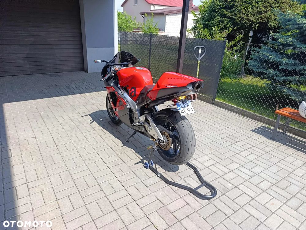 Aprilia RSV - 4