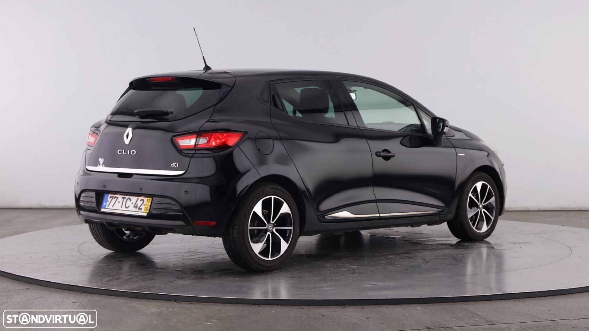Renault Clio 1.5 dCi Limited - 8