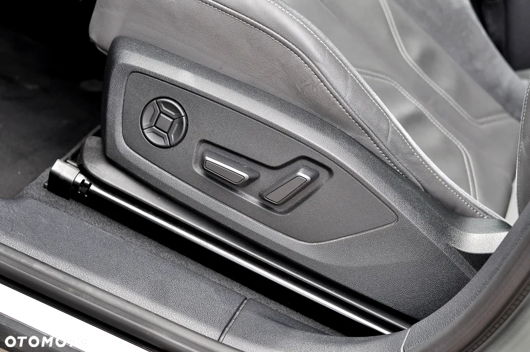 Audi Q3 35 TFSI S tronic - 25
