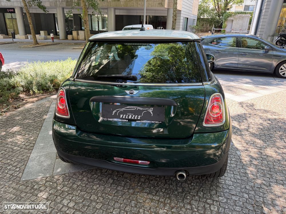MINI 3 Portas One D - 12