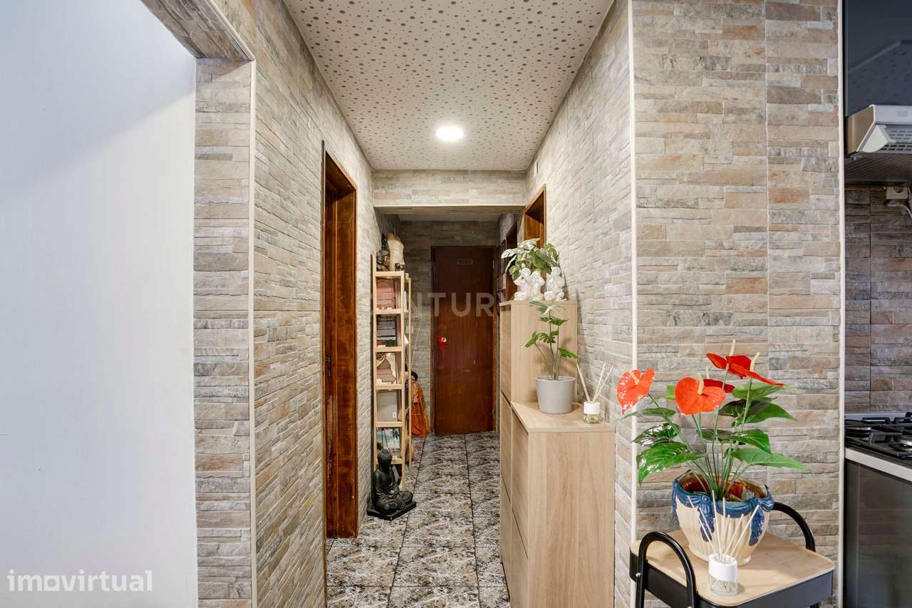 Apartamento para venda com 3 quartos em Camarate - Grande imagem: 3/15