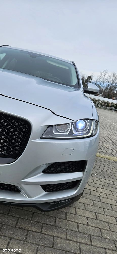 Jaguar F-Pace 20d AWD Prestige - 34