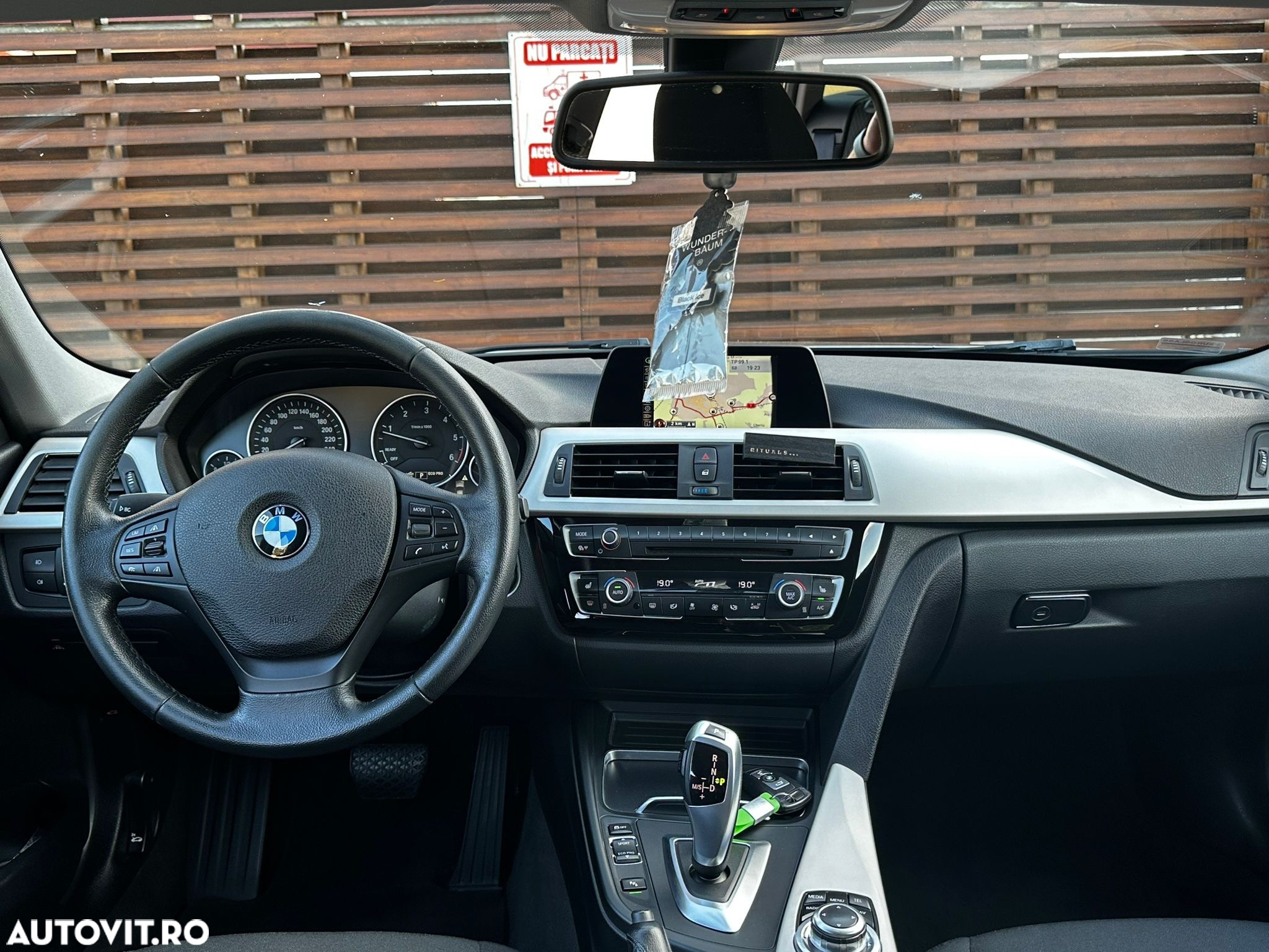 BMW Seria 3 320d Efficient Dynamic Edition Aut. - 17