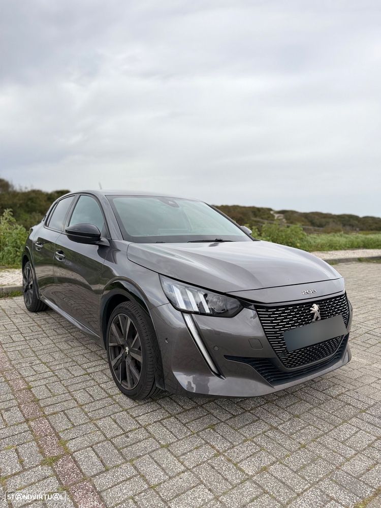 Peugeot 208 1.2 PureTech GT EAT8 - 1