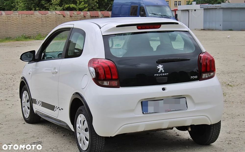 Peugeot 108 - 8