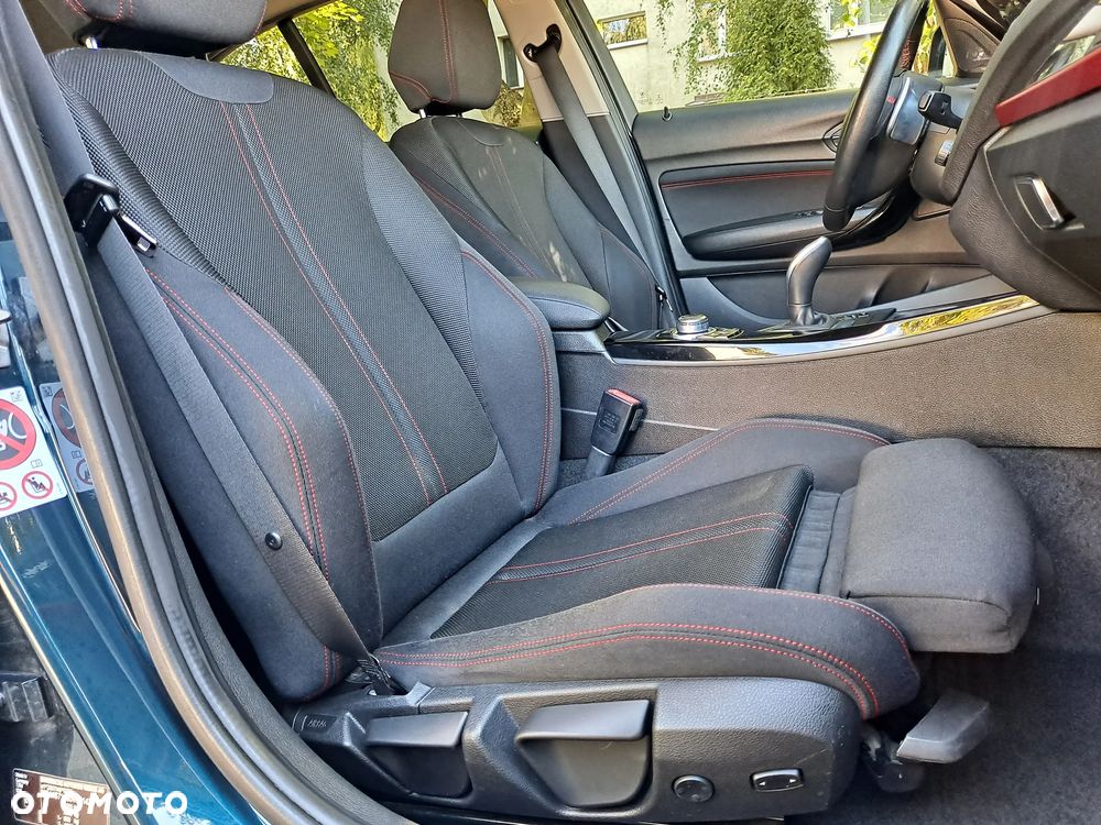 BMW Seria 1 120d Sport - 12