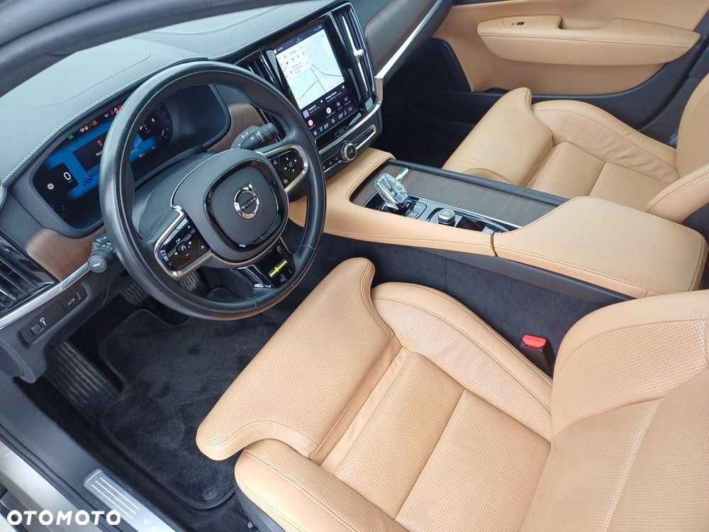 Volvo S90 - 10