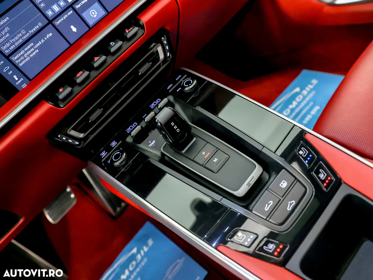 Porsche 911 Carrera 4S - 26