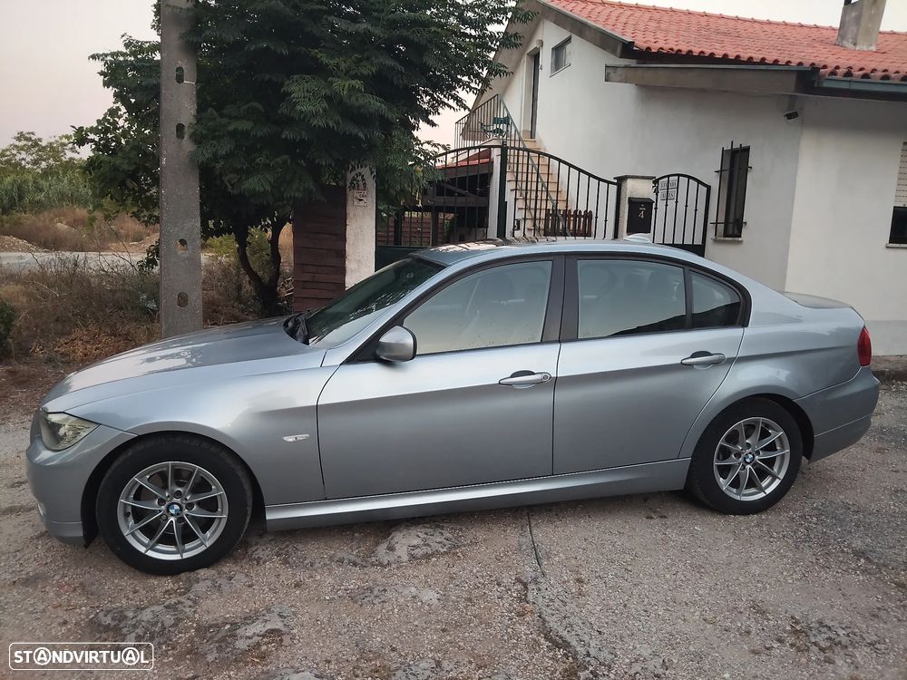 BMW 320 d Navigation - 1