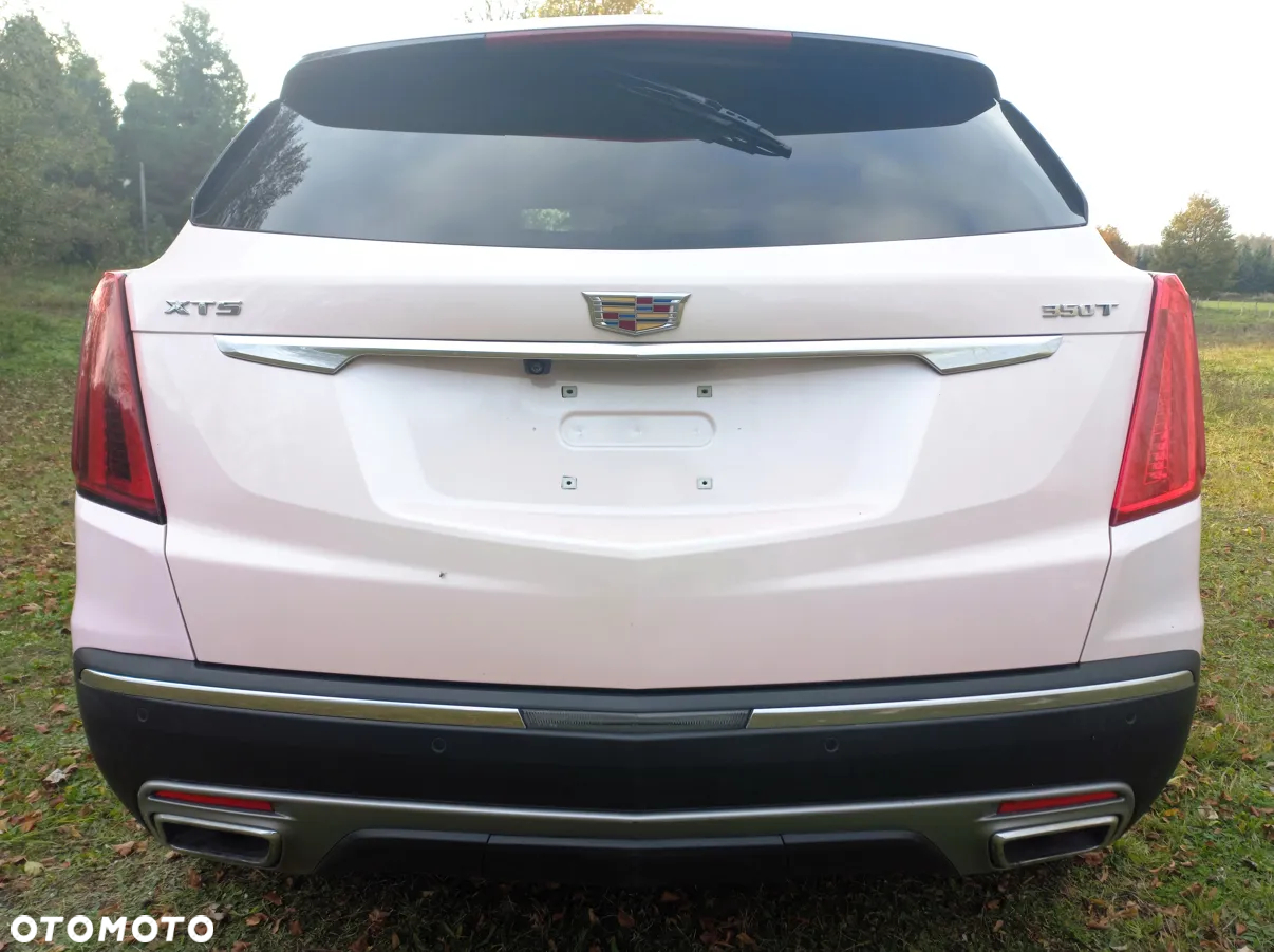Cadillac XT5 - 8