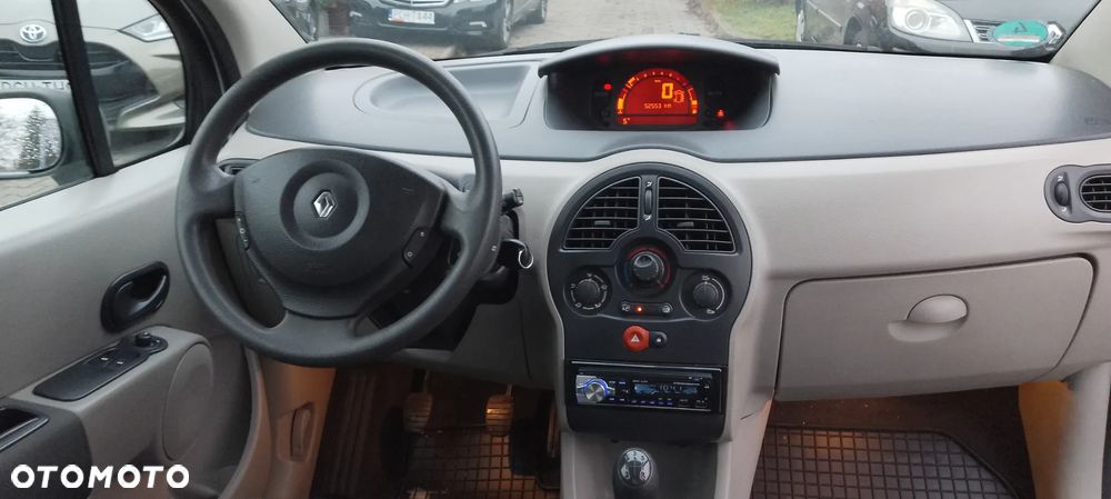 Renault Modus 1.6 16V Privilege - 8