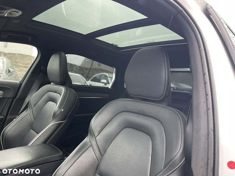 Volvo S90 T8 AWD Plug-In Hybrid R-Design - 16