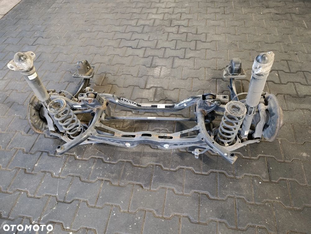 VW TOURAN II 2 III 3 2.0 TDI ZAWIESZENIE BELKA TYŁ TYLNE - 3