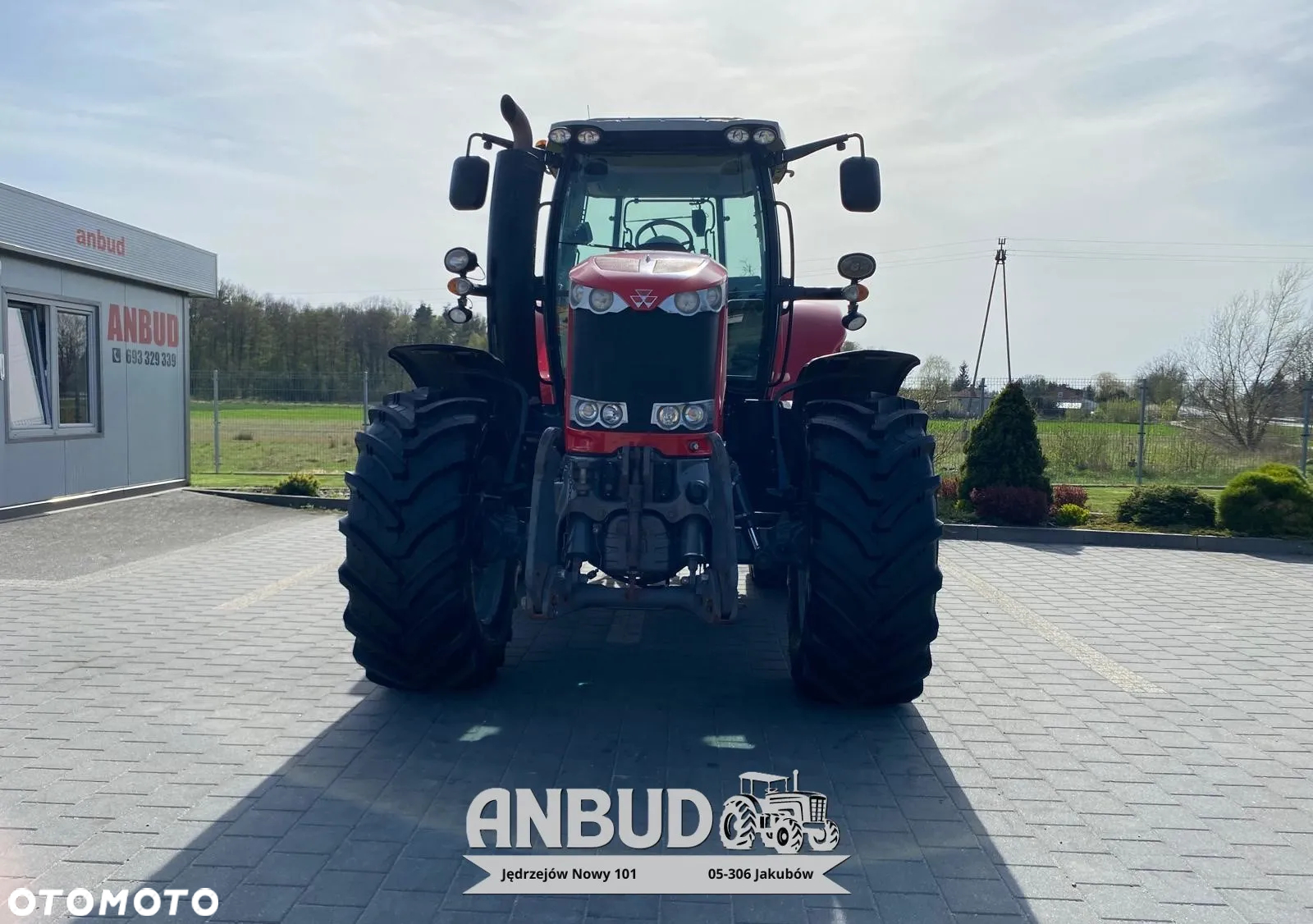 Massey Ferguson 7724 - 9