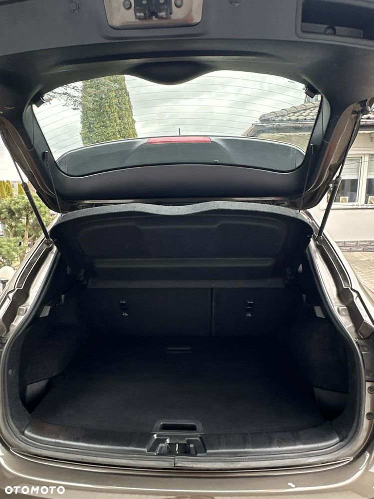 Nissan Qashqai 1.2 DIG-T Xtronic TEKNA - 32