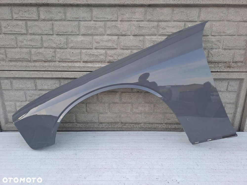 CHEVROLET CHALLENGER BŁOTNIK LEWY PRZEDNI - 1