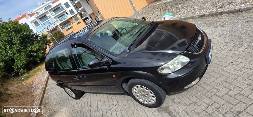 Chrysler Voyager 2.5 CRD LX - 14