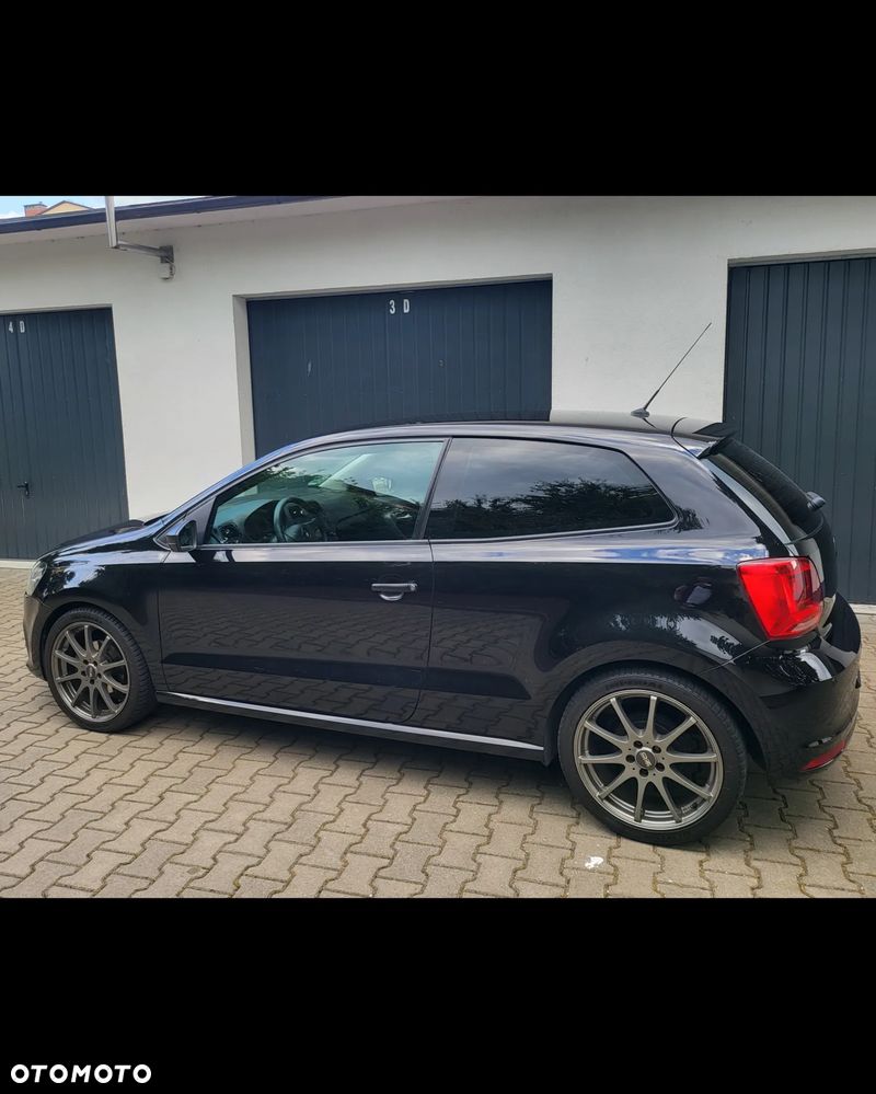 Volkswagen Polo - 8