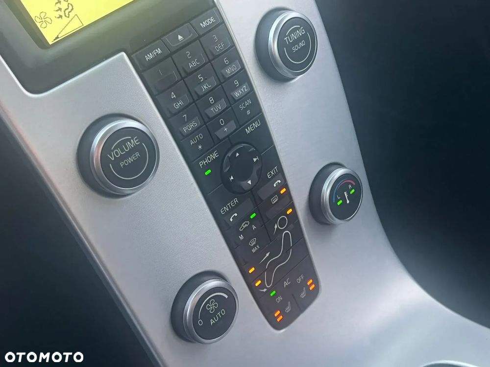 Volvo C70 - 30