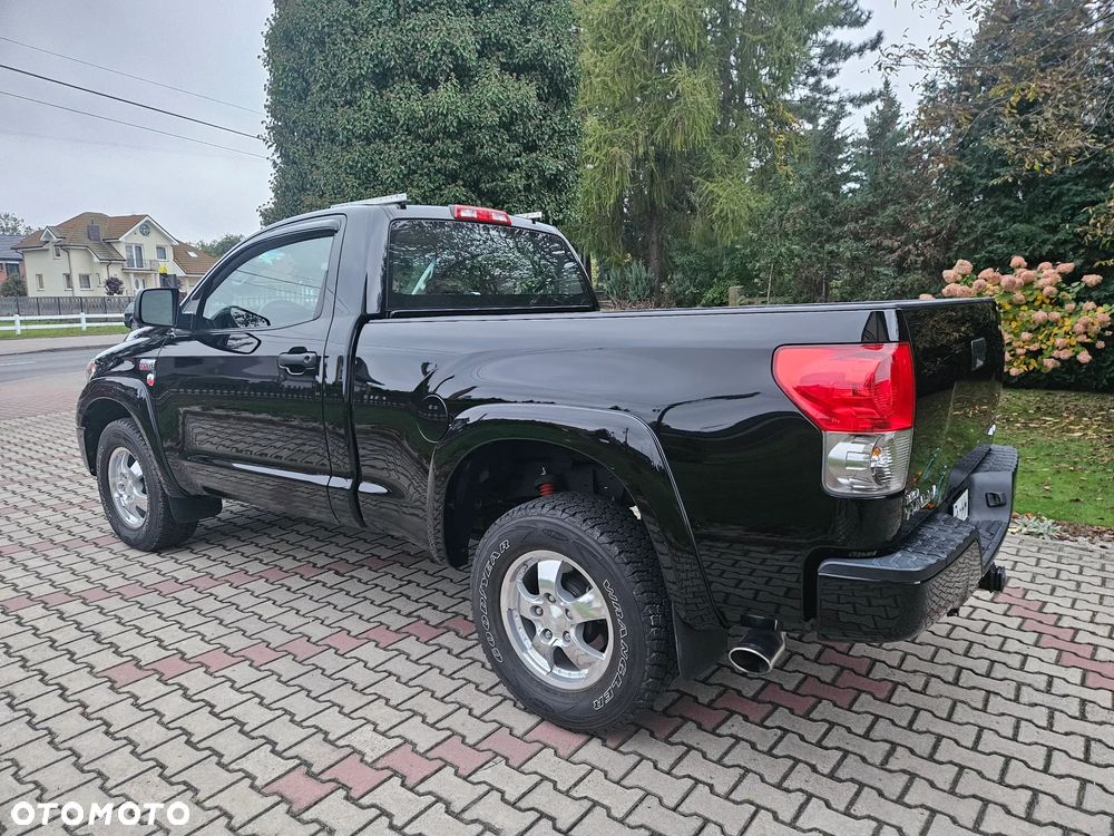 Toyota Tundra 5.7 4x4 - 2