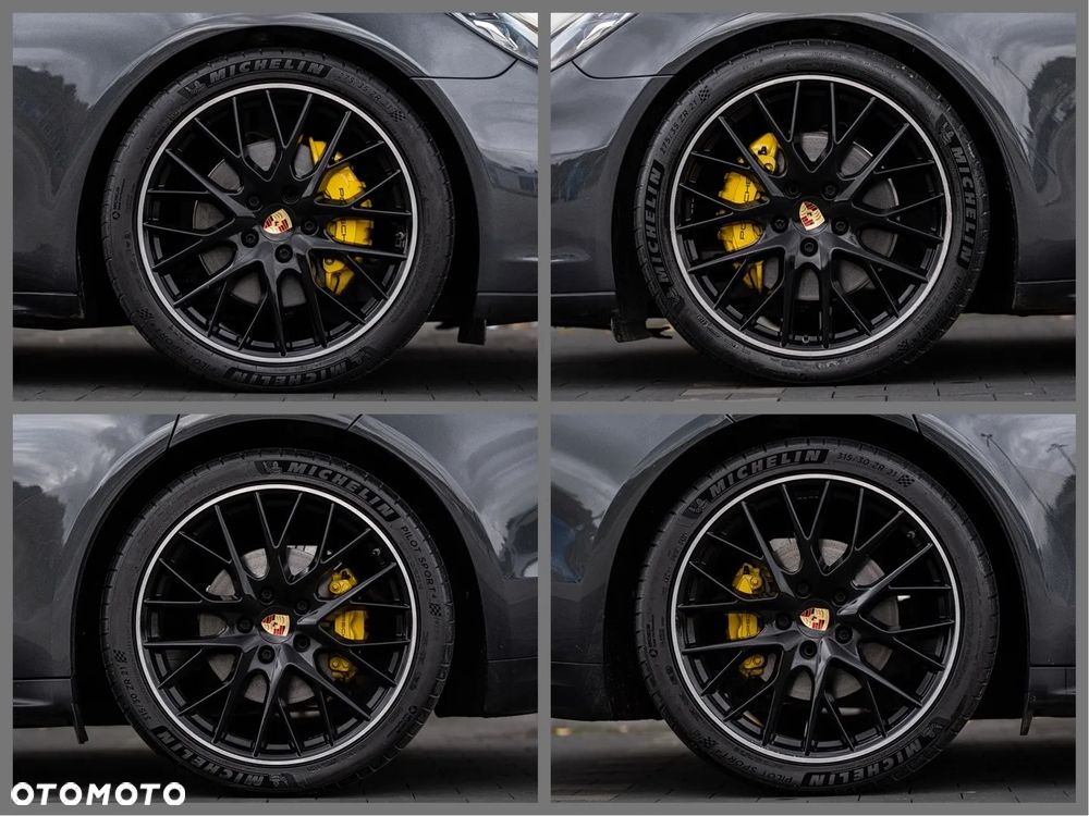 Porsche Panamera - 22