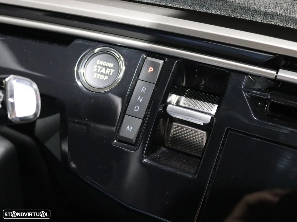 Peugeot 5008 1.2 Hybrid Allure Pack e-DCS6 - 6