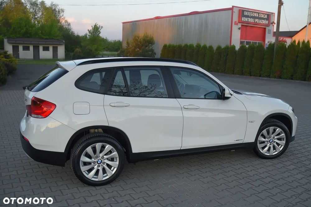 BMW X1 sDrive18i - 13