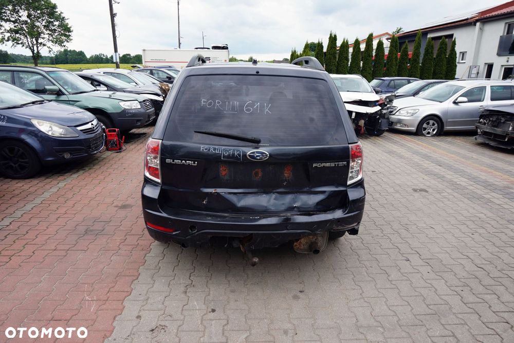 SUBARU FORESTER III SH 2008 61K 2.0 16V EJ20F 150KM TZ1B8LTZAB SZARY na części - 4